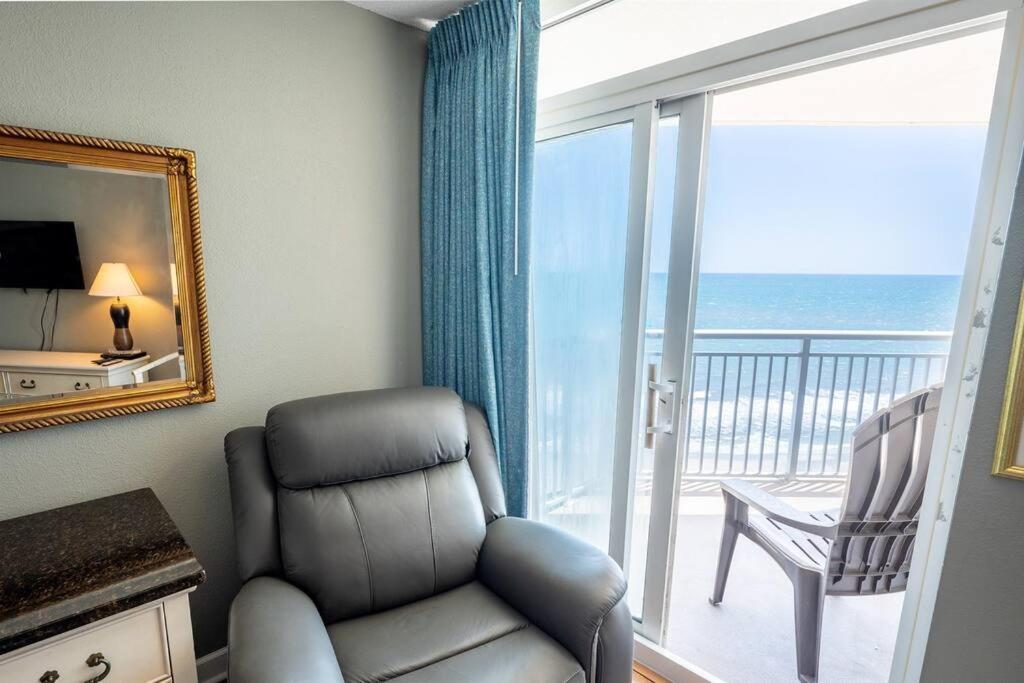 Villa Baywatch Renovated, Unobstructed Oceanfront Views! Myrtle Beach Exterior foto