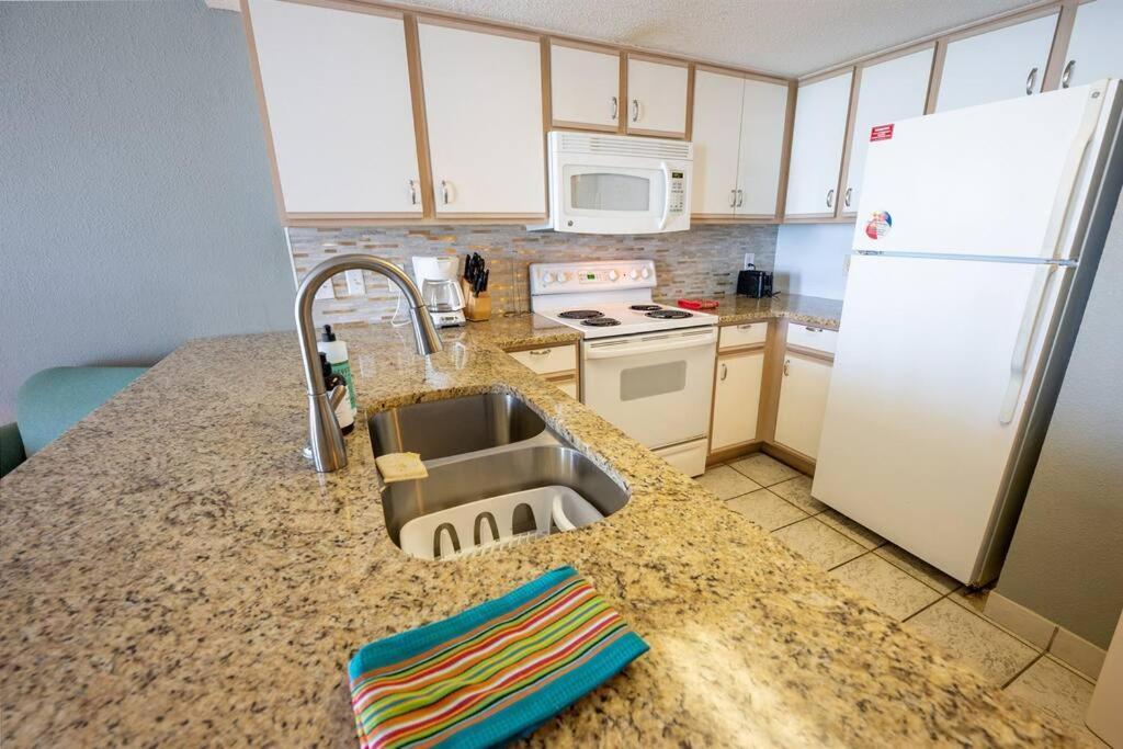 Villa Baywatch Renovated, Unobstructed Oceanfront Views! Myrtle Beach Exterior foto
